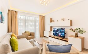 Isaran 2D4E Apartment Brasov
